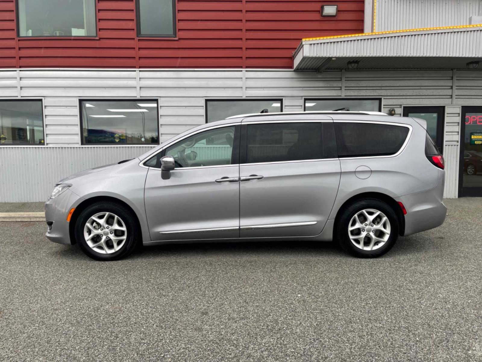 2020 SILVER CHRYSLER PACIFICA LIMITED (2C4RC1GG5LR) with an 3.6L engine, Automatic transmission, located at 1960 Industrial Drive, Wasilla, 99654, (907) 274-2277, 61.573475, -149.400146 - Photo #0