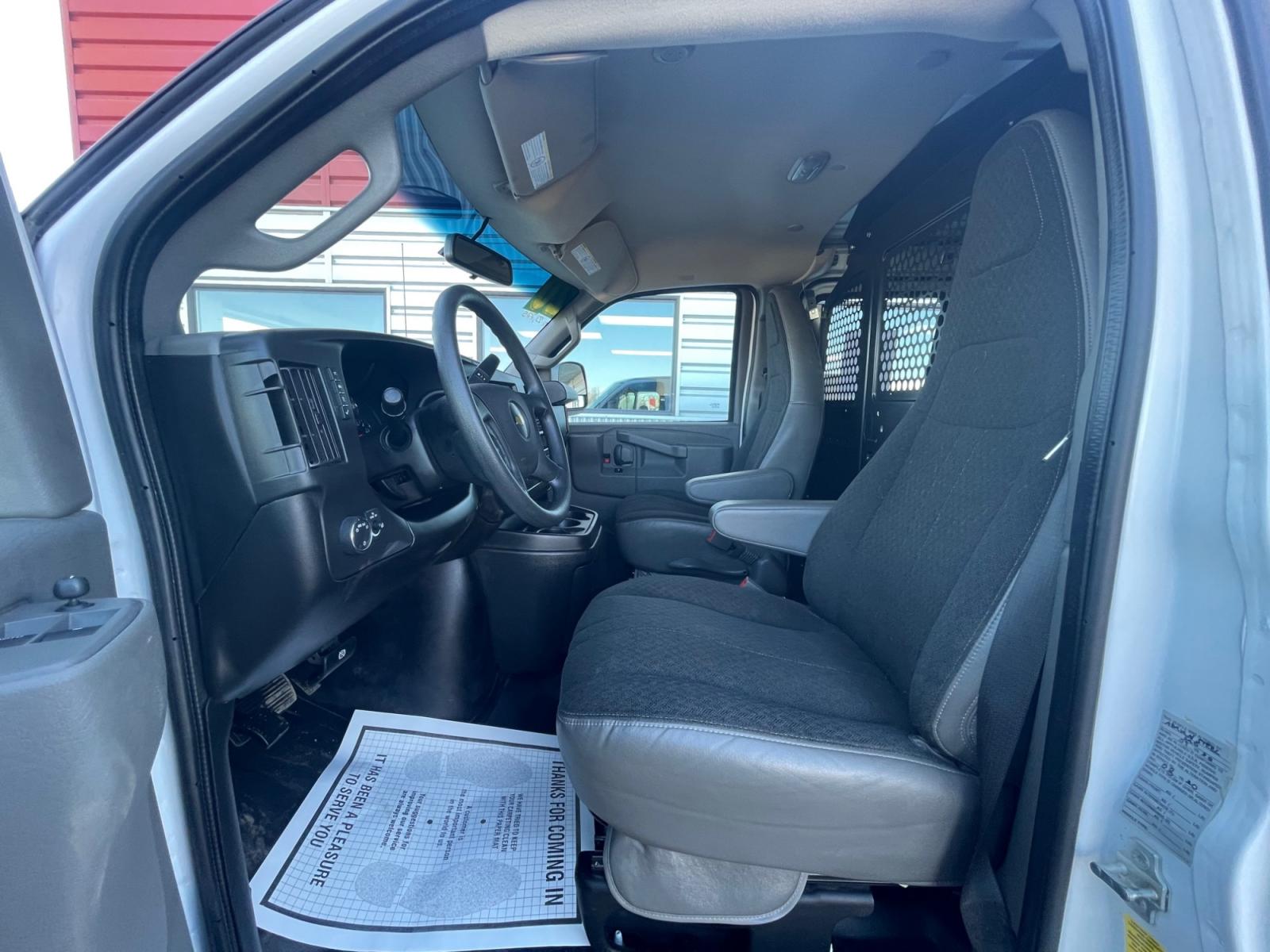 2020 WHITE /Gray CHEVROLET EXPRESS 2500 (1GCWGAFG7L1) with an 6.0L engine, Automatic transmission, located at 1960 Industrial Drive, Wasilla, 99654, (907) 274-2277, 61.573475, -149.400146 - Photo #7
