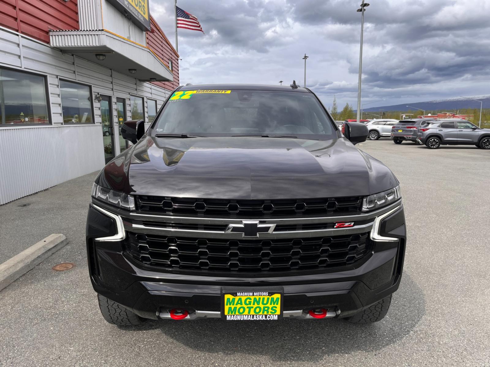 2022 BLACK /black leather CHEVROLET SUBURBAN Z71 (1GNSKDKD2NR) with an 5.3L engine, Automatic transmission, located at 1960 Industrial Drive, Wasilla, 99654, (907) 274-2277, 61.573475, -149.400146 - Photo #1