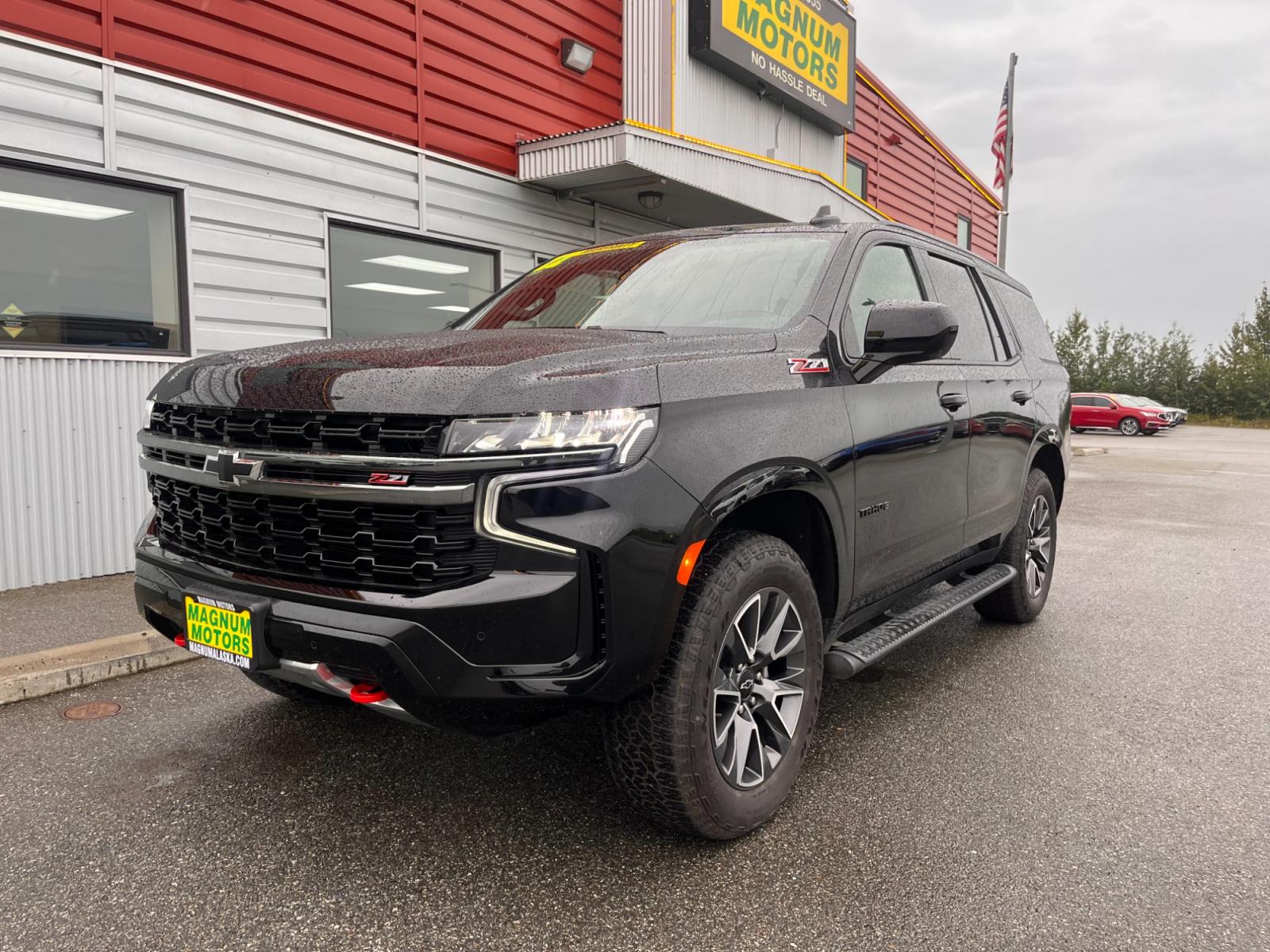 2022 BLACK /Black leather CHEVROLET TAHOE Z71 (1GNSKPKD0NR) with an 5.3L engine, Automatic transmission, located at 1960 Industrial Drive, Wasilla, 99654, (907) 274-2277, 61.573475, -149.400146 - Photo #1